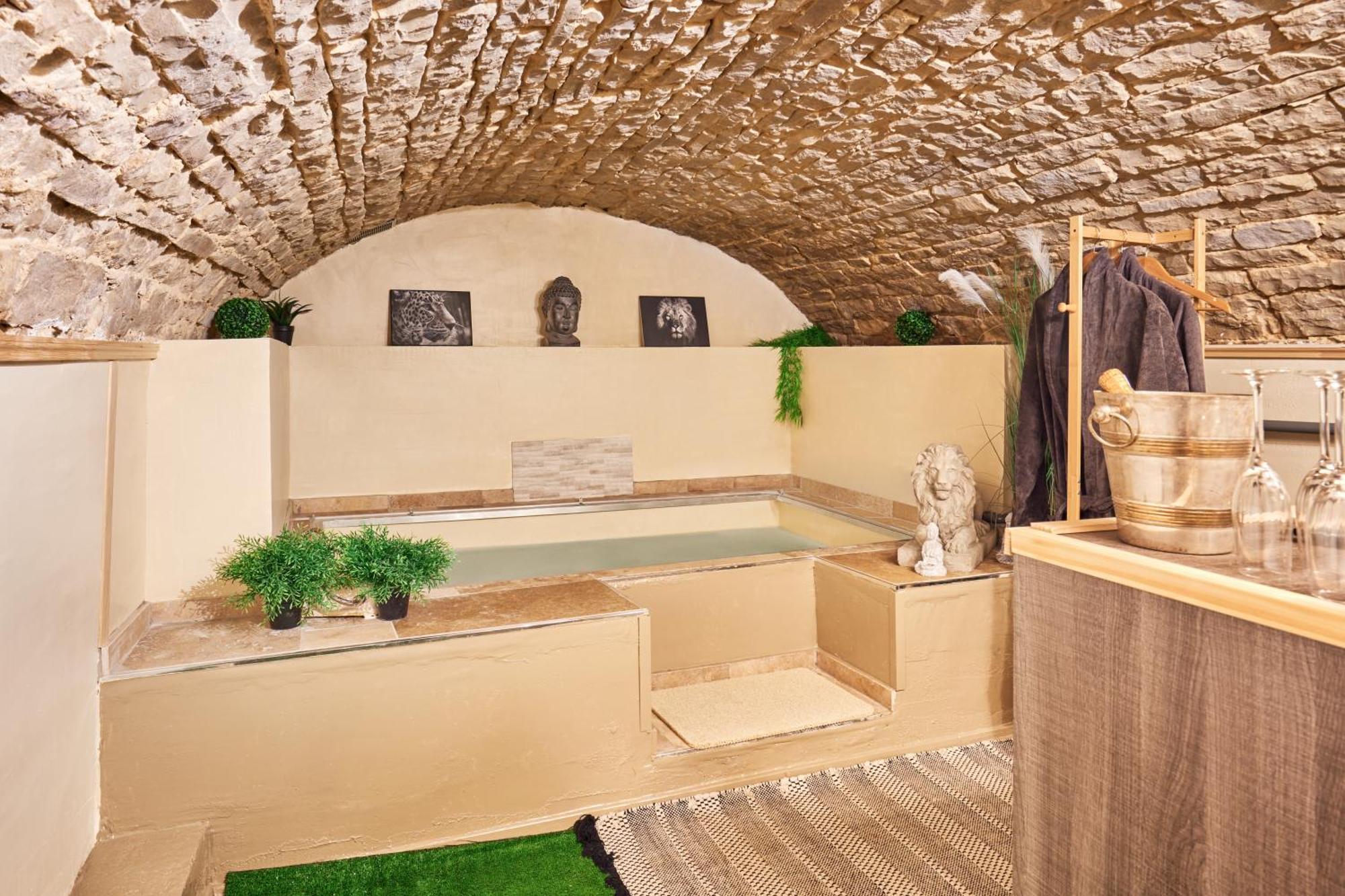 Suite Lovespa Coligny Exterior photo